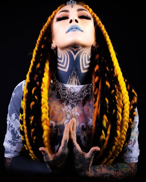 F4DABFCE 7862 4DF6 888E 725B4C501E275e27f29a10194972