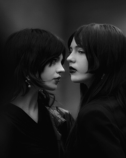 F4RfHVYa4AA9YC .jpg largea520a521b9bb93c7