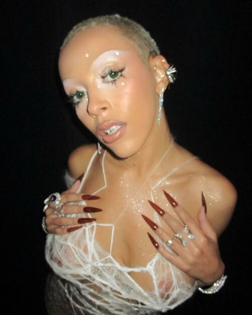 F5200lkWIAA344e640c2bf0ed0e5f64