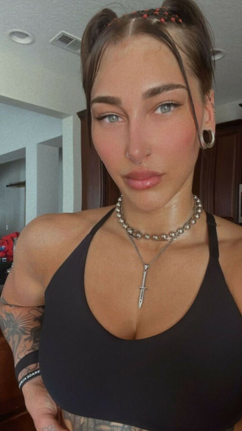 F555F901 89AF 435A 8639 F40BDF8CE0DA