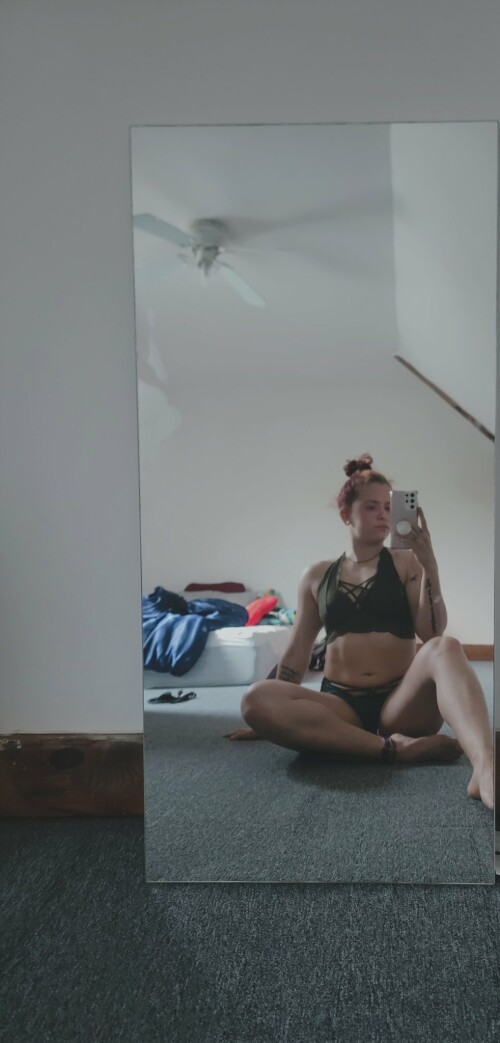 F5614FE0 7408 4A40 8EF2 39ACF0E334EB