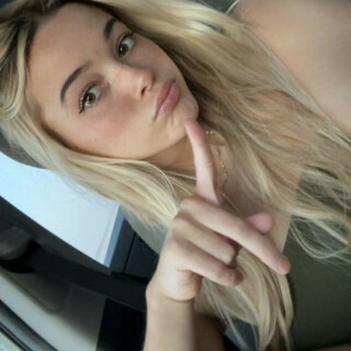 F5FC5D36-E2B3-4170-B105-A9F5A3E495B7