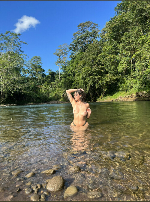 F6FB26D3 0069 4DFB 80F3 6B97B8524ED5