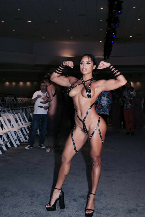 F6IfL0HaUAASdF875984229a6b5db0c