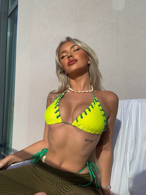 F6j BXmXYAsekmK1c165377b531691c