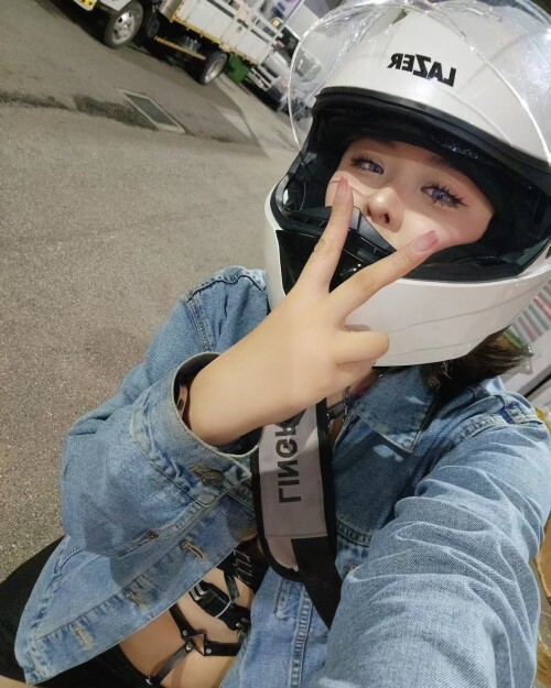 F6pHMaNaoAA rCpc7e55068d861a245