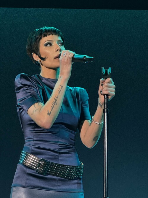 F79YQNBWkAAVkJv18fdd6c502ebf43f