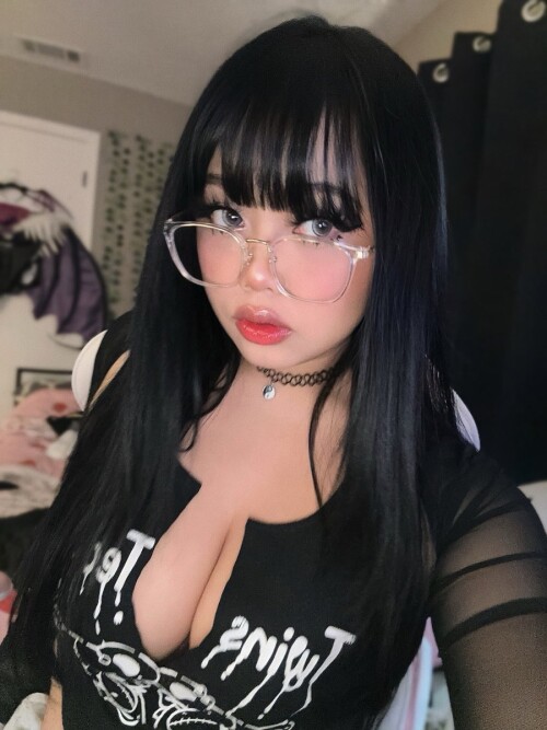 F7UBUU2W8AAHKMJ793f070c9bdd9f74