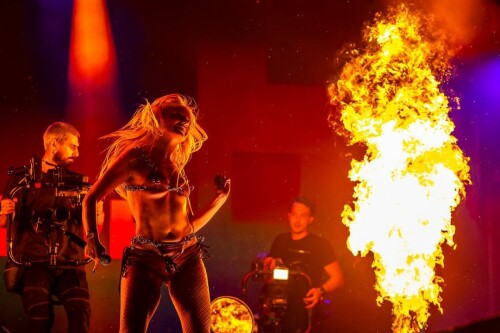 F852077C 2C1F 4F0F BFA8 990F61F201B26b741c16dc24e63e