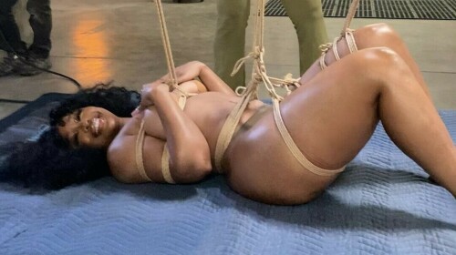 F858F48E 593F 40B4 B8D9 1707CF6FB0BD