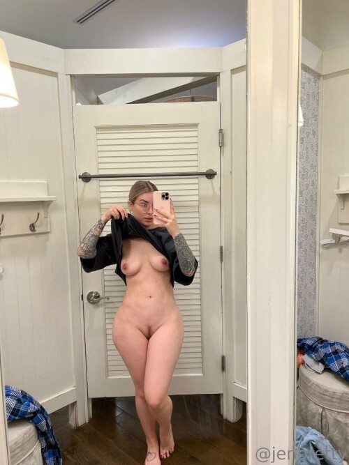 F8A3EBF7 5422 4332 B823 471D429DD195