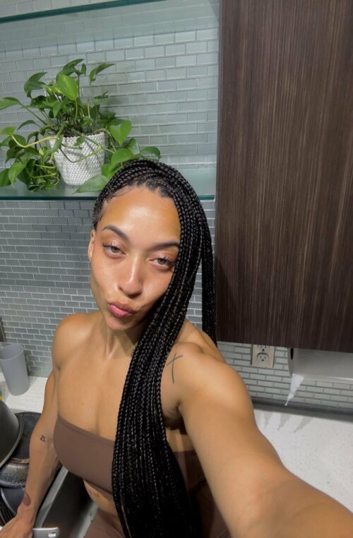 F8fY kzXkAAK HFbe1b3b2c4a459bb3