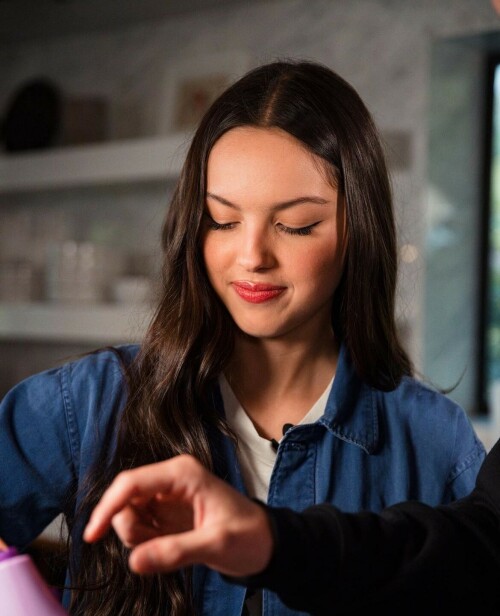 F9 V 0MWoAA5UCi6086c44b586868d8