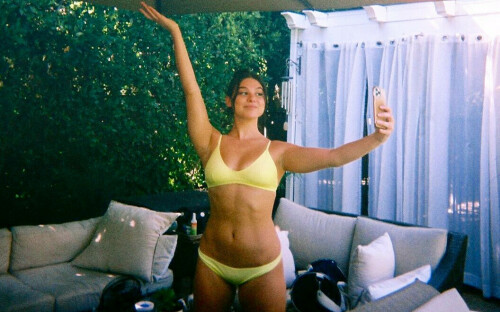 F917E670 28A7 40D0 A201 651767D3E289