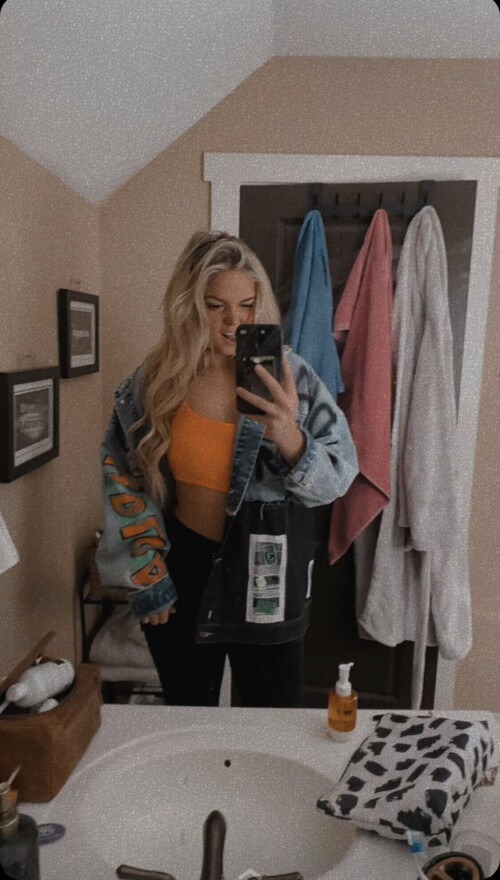 F9AE2C89 2BB7 4C8F 98A3 8DA61BCB576D9595b357a0274654