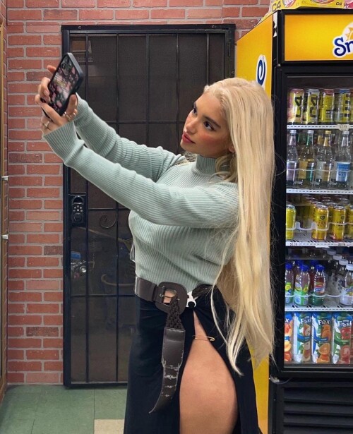 F9aNY26a4AApd2j3f7141d408f78fe8