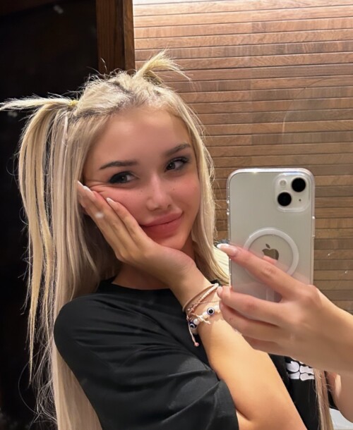 F9nZJknXwAAGure6d1d144fc69bde7d