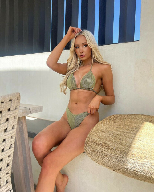 FAA05A20 FFC2 4258 B068 AB9937437D7B