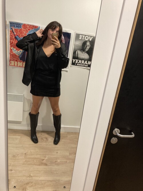 FAJZ htVcAczT1U2af23b12acbdb7b7