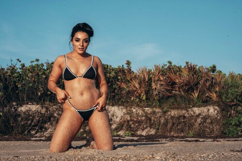 FB1E11B4 3F62 4988 9628 AC0FDB24951E