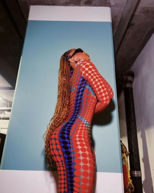 FB500989 8040 4EFC AE5B 8A32C679E87A