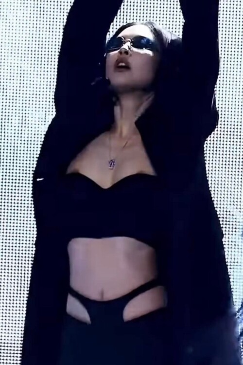 FB IMG 17427737172015060fd25b293cf95