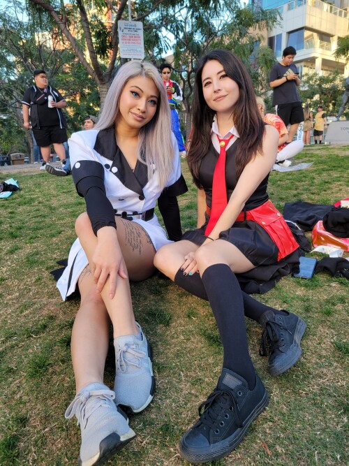 FC6HIPhVgAEigZ2ee75c49db5c4fb7