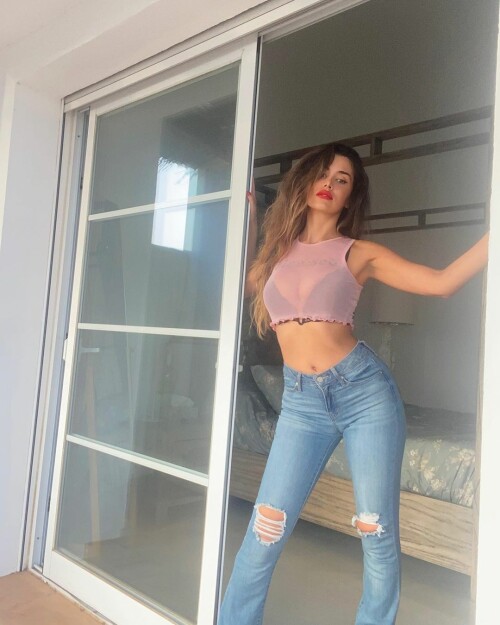 FD2DB313 68A1 40DB 9A3B 13446EED8524