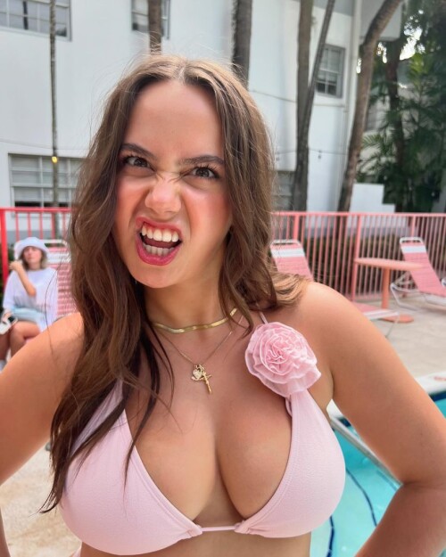 FD3808B4-6235-4009-A96E-2C6F730359989f5fd6358200ef76