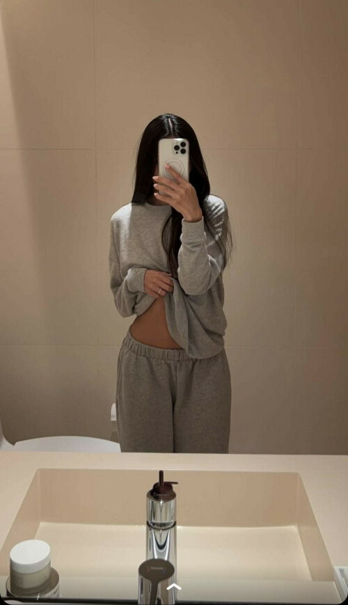 FD6CB097 C064 4C4A 930D 7AE40C4D5827