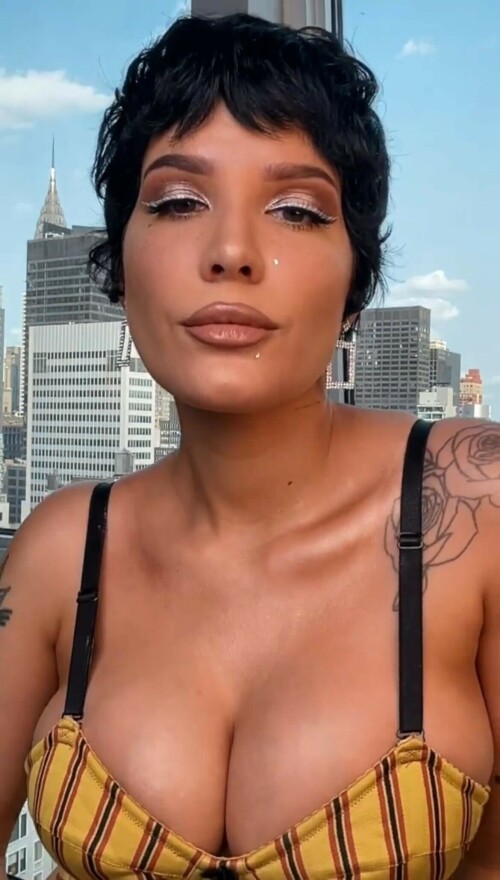 FDF6954F B770 4926 B681 03B55B5529B4