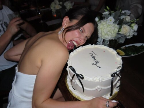 FEECC313 B781 4B19 9773 6D0423094D536d6977e1c671e0bb