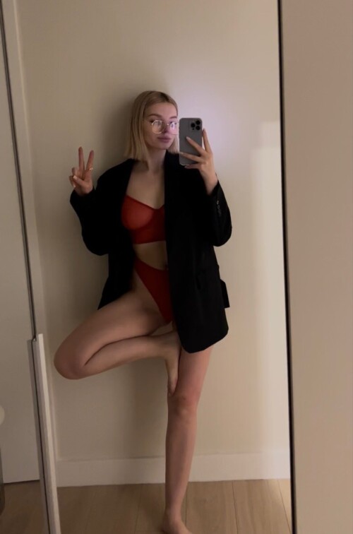 FOOuA53WQAMiz9Kff58c60d987c592d