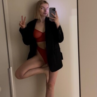 FOOuA53WQAMiz9Kff58c60d987c592d