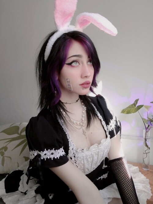 FQrPhlXXIAcosUk