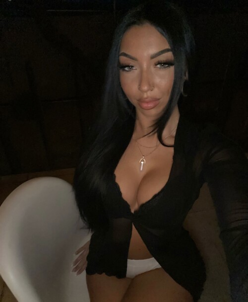 FWFY9a3X0AA00iA6013473f96131109