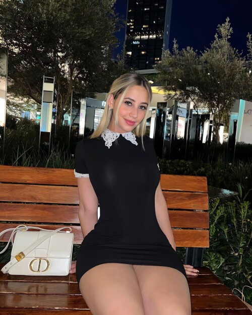 FXA9yL5UYAAJE4S5f317ee8259a08f0