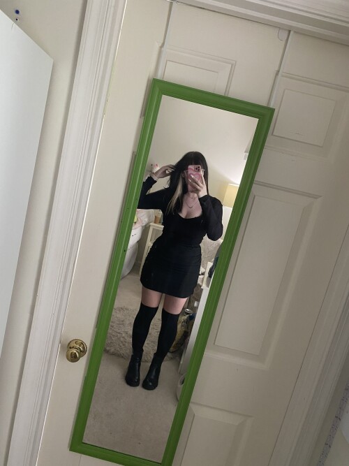 F gNSt4W0AAu8fv96f8551e4ac8944b