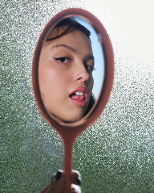 F gjgl7XkAAYsGB46b9616be5378193