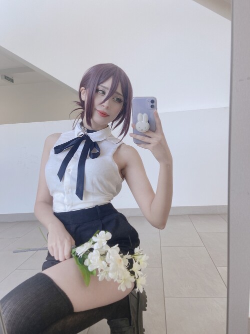 Facetune17012024165015a4e09d37eb145f34