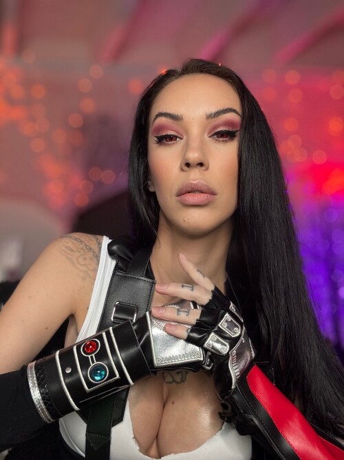 Facetune 13 10 2025 22 48 52a52ac612ebaad26d