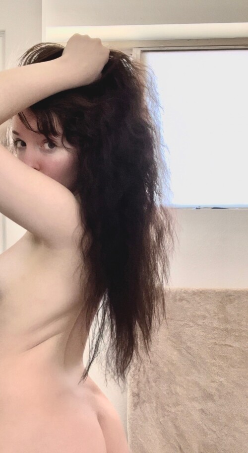 Facetune 29 05 2022 23 03 26