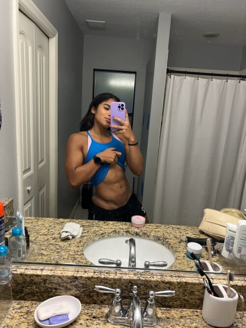 Fan-of-the-abs_20bdc9351a399941.jpeg