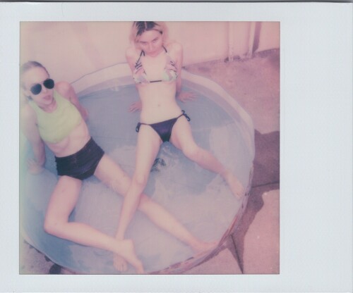 FastFoto 0120b2fdc76772d1d7f9