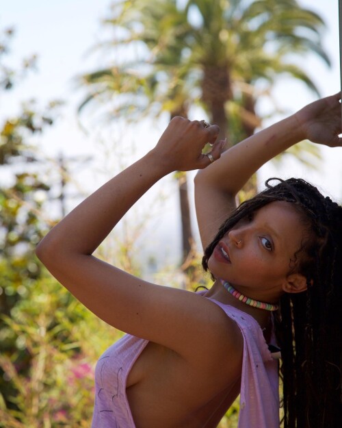 FbLHcSFVQAENgqp2f83bf3952bf2f7a