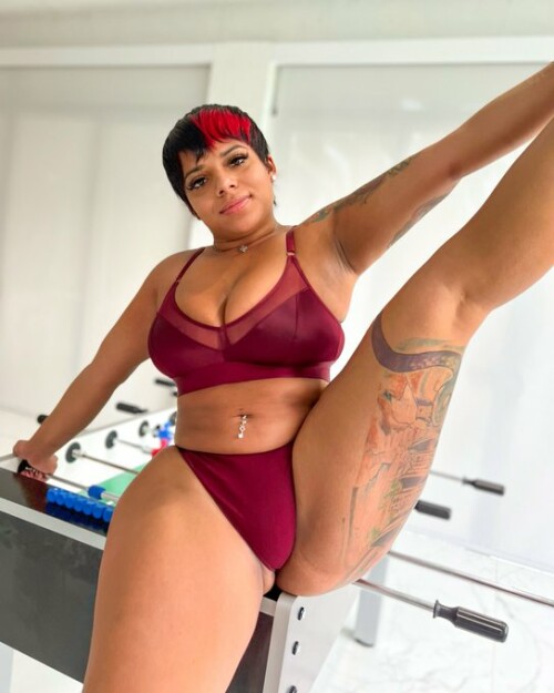 FdD2uAeXgAARUUh.jpg small