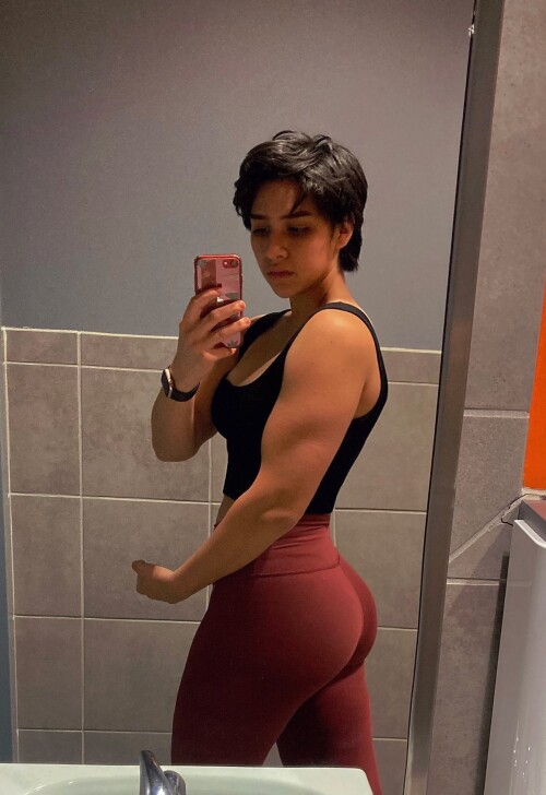 FihKvRfVQAAMmVs41931d45b80fb766