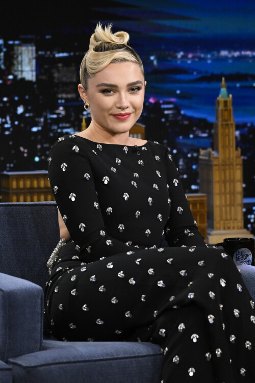 Florence Pugh 11db08373a55952fc