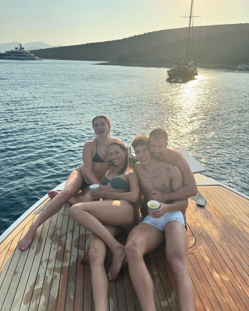 Florence-Pugh-3bdc05cf3ed01eb7b