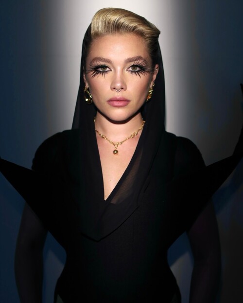 Florence Pugh 66f21e617c151a434